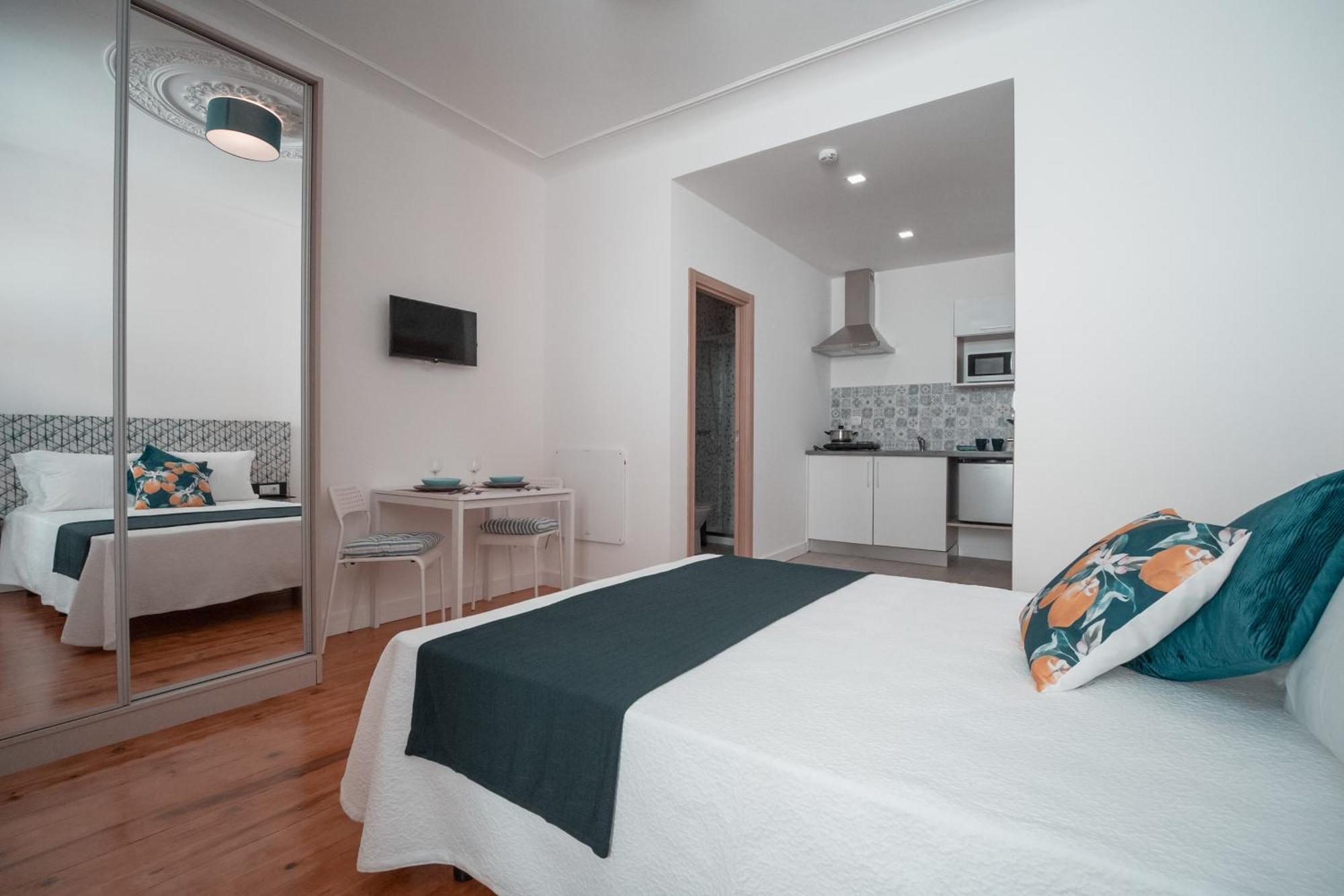 Harbour49 - Aveiro Flats & Suites Extérieur photo