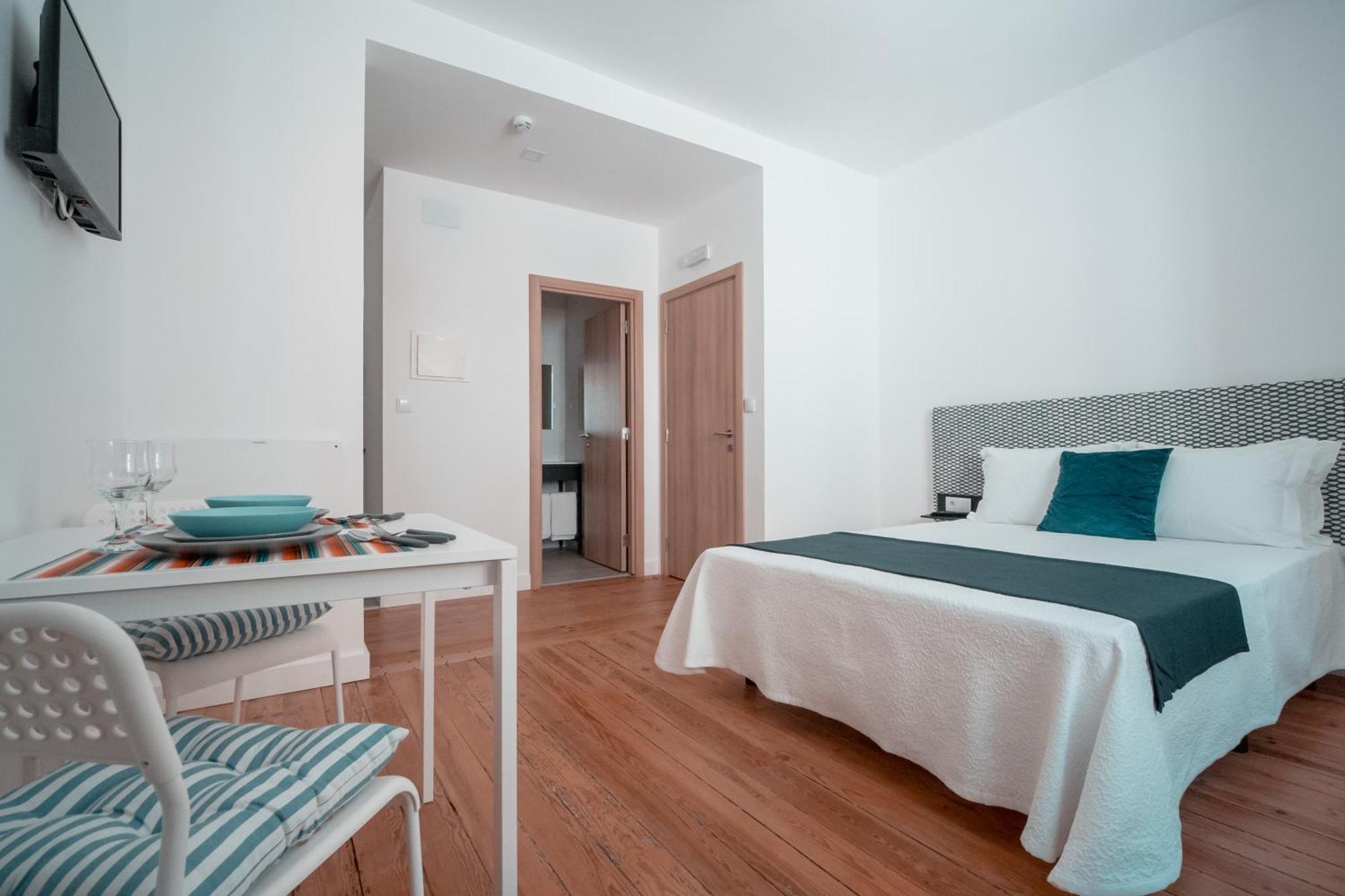 Harbour49 - Aveiro Flats & Suites Extérieur photo